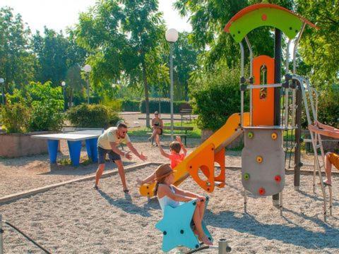 Anne Marie's Cozy Family Retreat: 3-star Near Europa Park Campsite